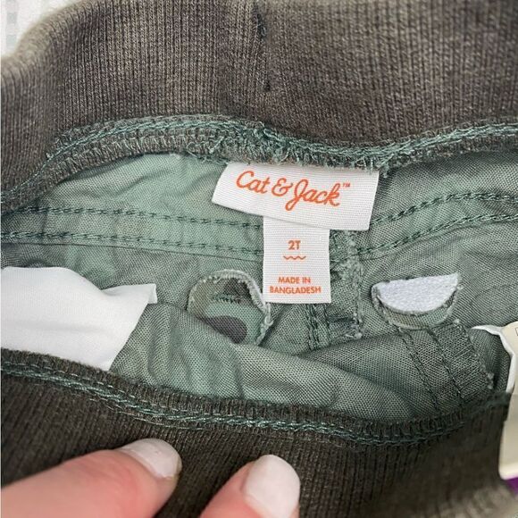 Cat and Jack camo shorts - Picture 3 of 6